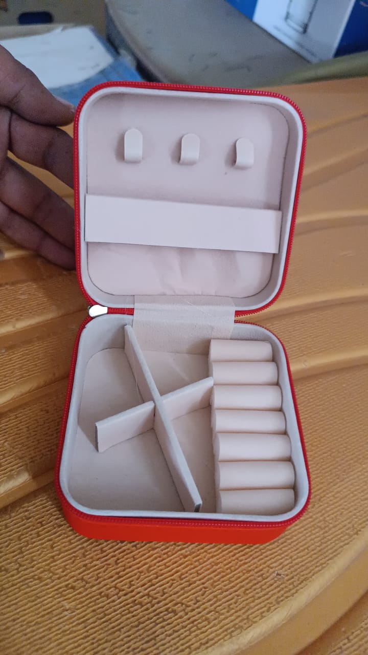 Portable Jewelry Storage Organizer Box (1 Pc)
